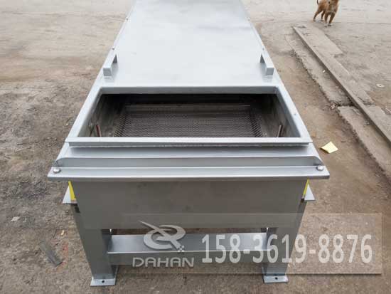 不銹鋼直線振動(dòng)篩 不銹鋼直線振動(dòng)篩