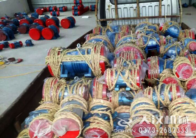 yzu/yzs振動(dòng)電機(jī)發(fā)貨 yzu/yzs振動(dòng)電機(jī)發(fā)貨