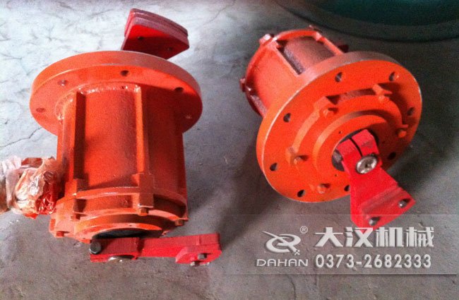 立式振動(dòng)電機(jī) 立式振動(dòng)電機(jī)